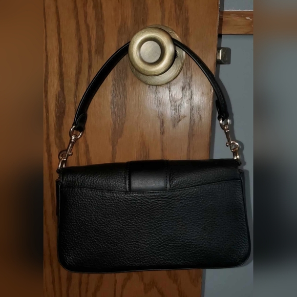 Small Coach Handbag - Picture 3 of 4